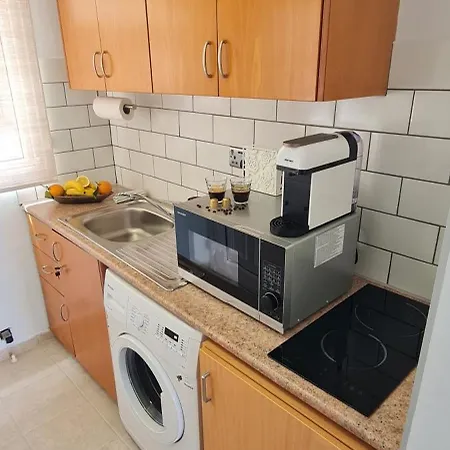Polyxenia River Garden 3 Apartman *
