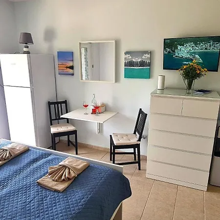 Apartman Polyxenia River Garden 3 Ajía Nápa
